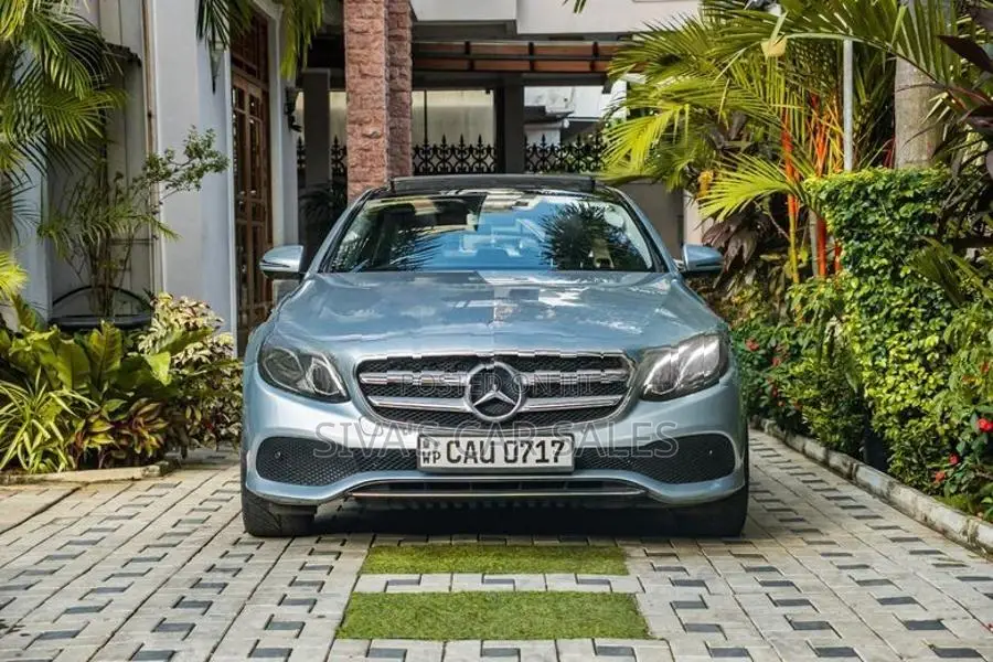 Mercedes Benz E350 E350e Premium Plus 2017