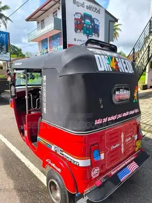 Bajaj RE 2011