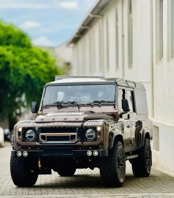 Land Rover Defender Kahn 1981