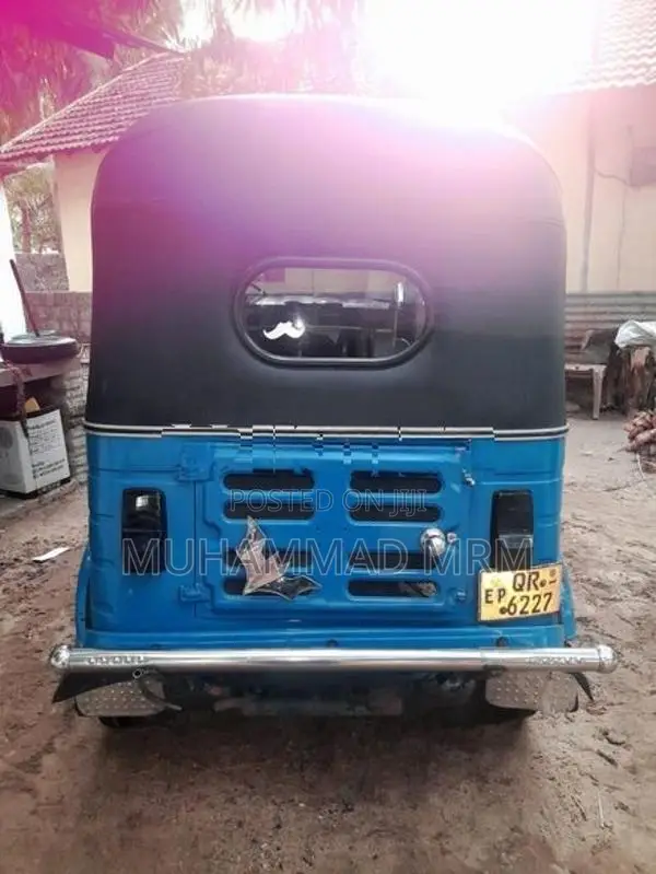 Bajaj RE 2008