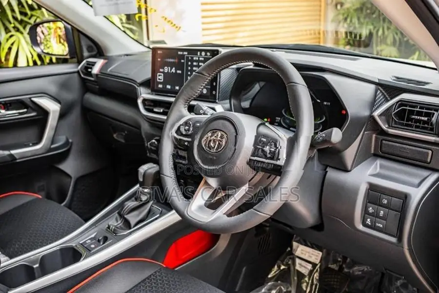 Toyota Raize Z 1.2L Hybrid BSM 2026