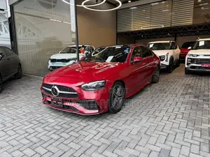 Mercedes Benz C200 AMG Premium Plus 2025