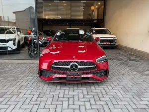 Mercedes Benz C200 AMG Premium Plus 2025