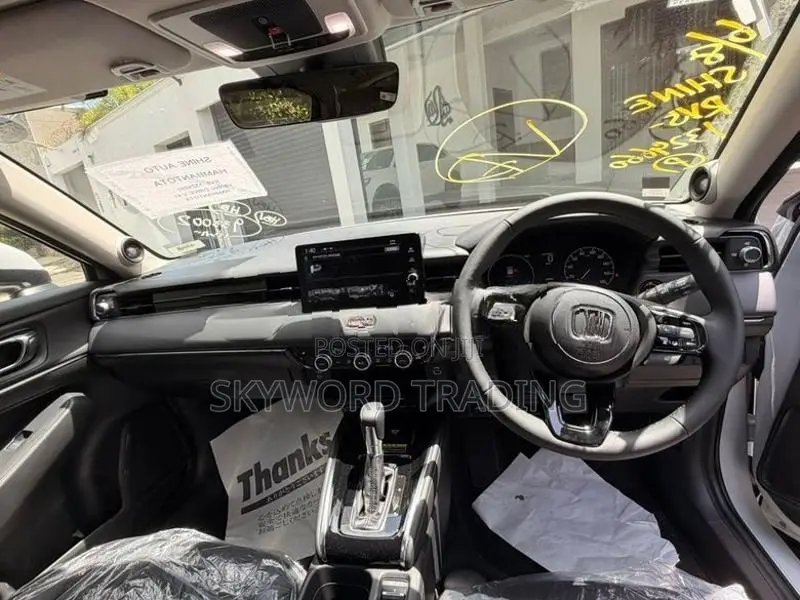 Honda Vezel Z premium 2026