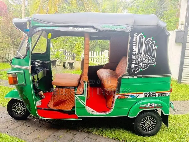 Bajaj RE Three Wheeler 2010