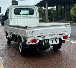 Nissan Clipper 2024
