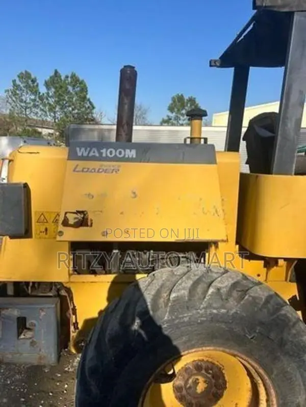KOMATSU WA 100 M