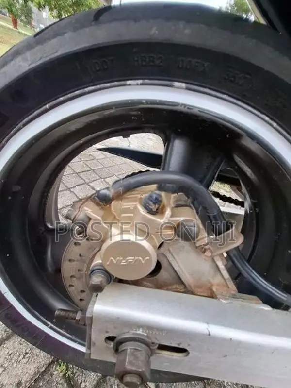 Honda Hornet 2020