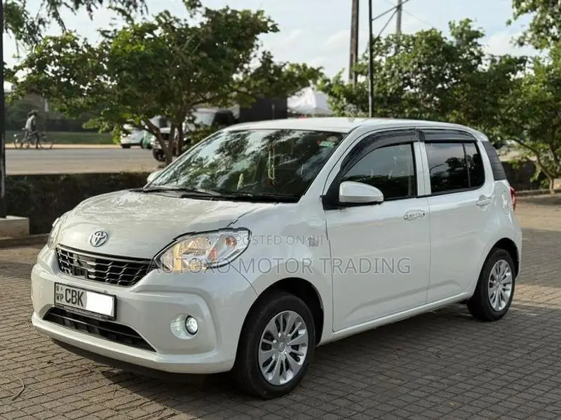 Toyota Passo safety push start 2018