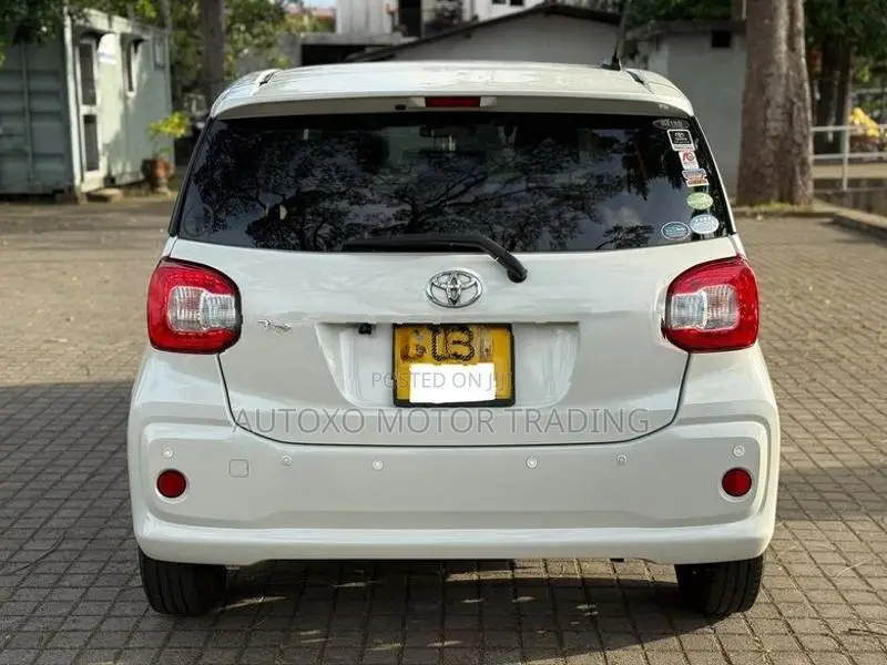 Toyota Passo safety push start 2018