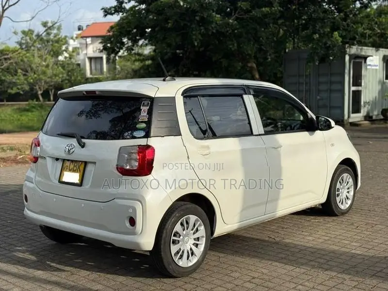 Toyota Passo safety push start 2018