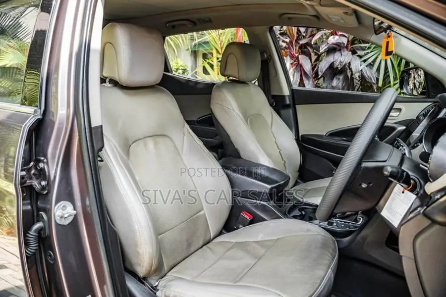 Hyundai Santa Fe 2012