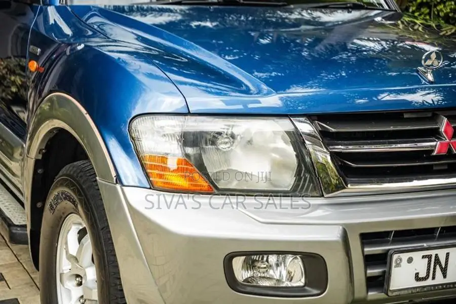 Mitsubishi Montero GDI Exceed 2000