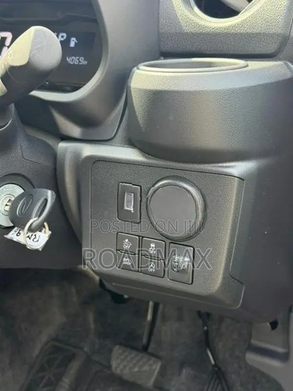 Daihatsu Mira Es X Sa3 2024