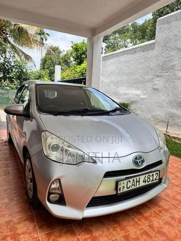 Toyota Aqua S 2014