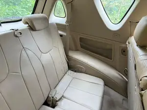 Micro Rexton Ssangyong 2012