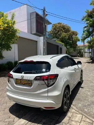 Honda Vezel Z ORANE PACK HIGHST 2014