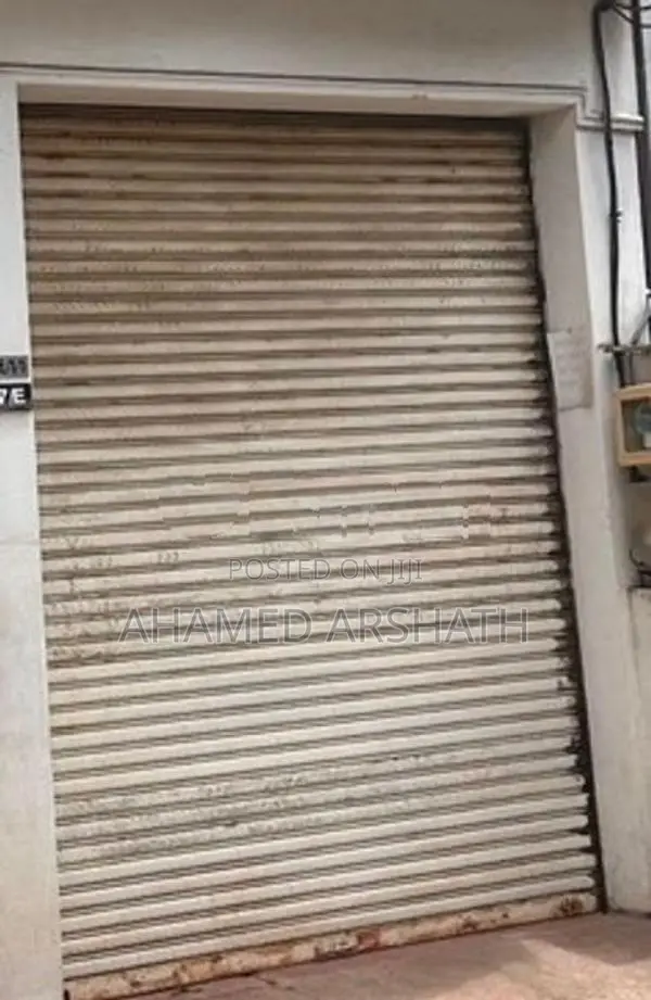 Roller up Garage Doors