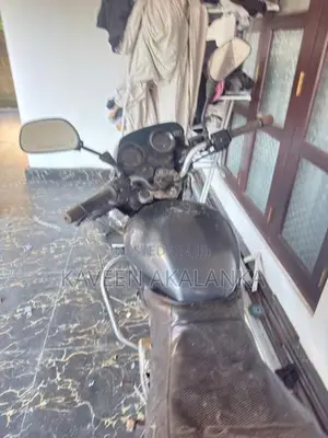 Bajaj Pulsar 150 2004