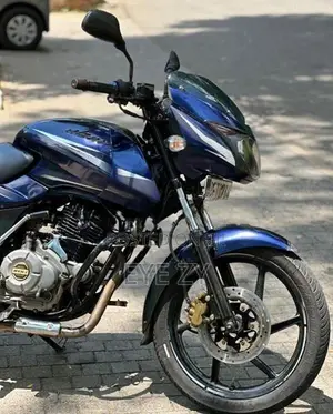 Bajaj Pulsar 150 2017