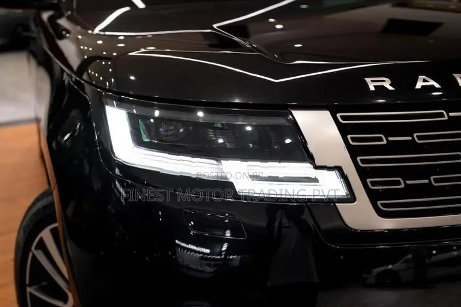 Land Rover Range LWB Registered 2025