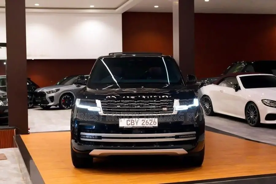 Land Rover Range LWB Registered 2025