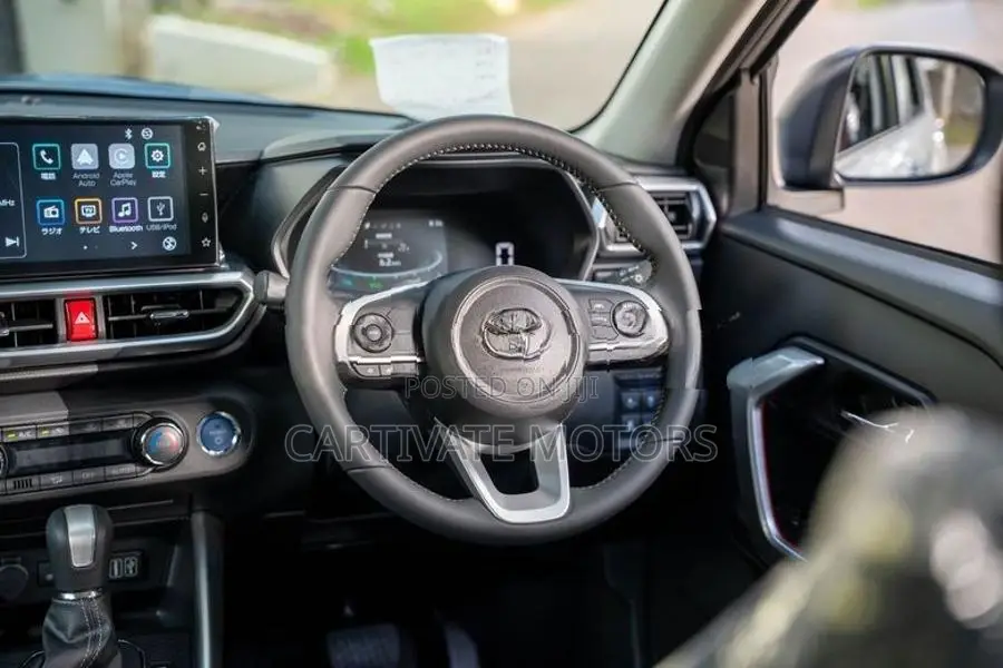 Toyota Raize Z Grade BSM Hybrid 2026