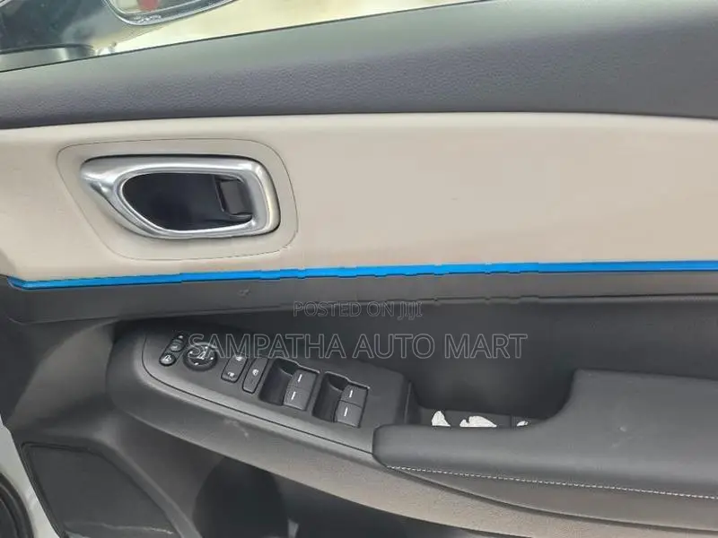 Honda Vezel Z PLAY MOON ROOF 2026