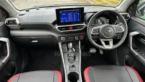 Toyota Raize Z Hybrid 2025