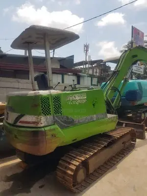 Mitsubishi MM Evcavator