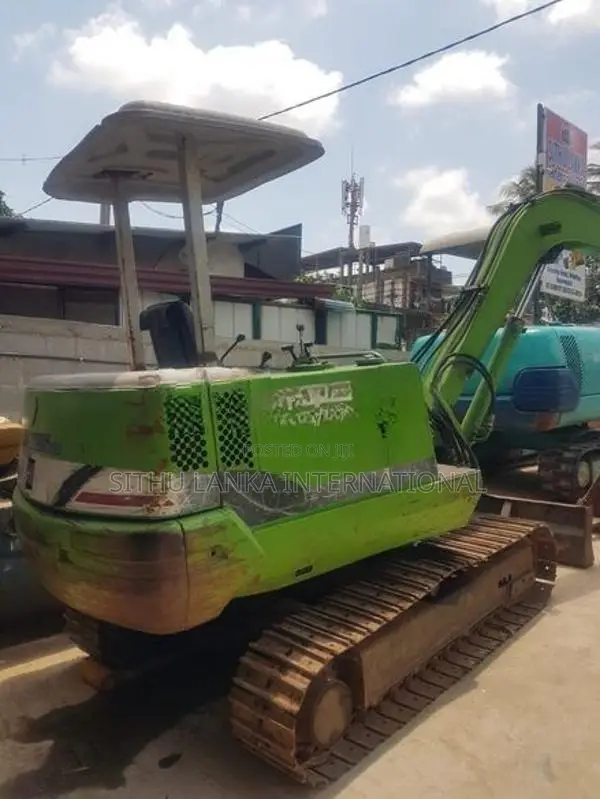 Mitsubishi MM Evcavator