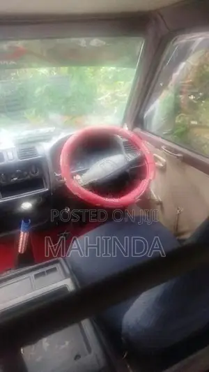 Nissan Vanette 1983