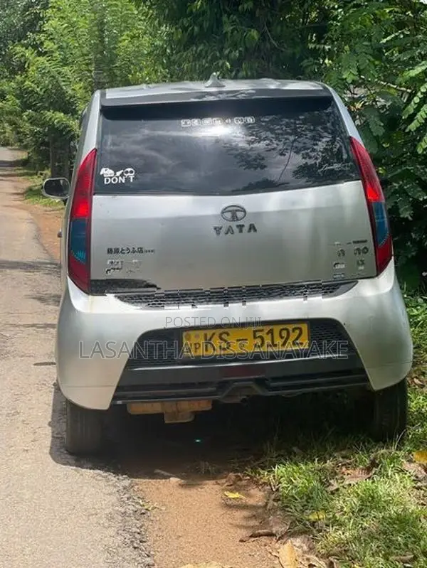 Tata Nano LX 2012