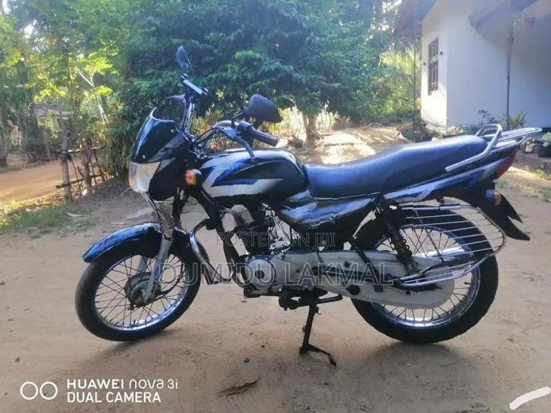 Bajaj CT100 2011