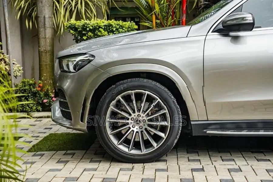Mercedes Benz GLE 300D AMG Premium Plus 2019