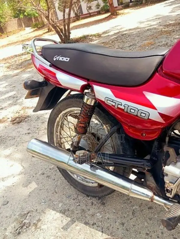 Bajaj CT100 2008