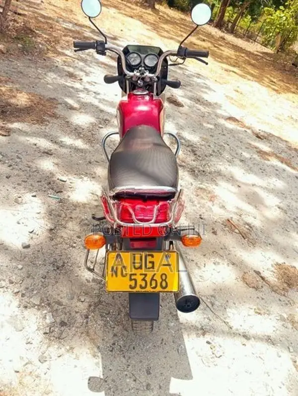 Bajaj CT100 2008