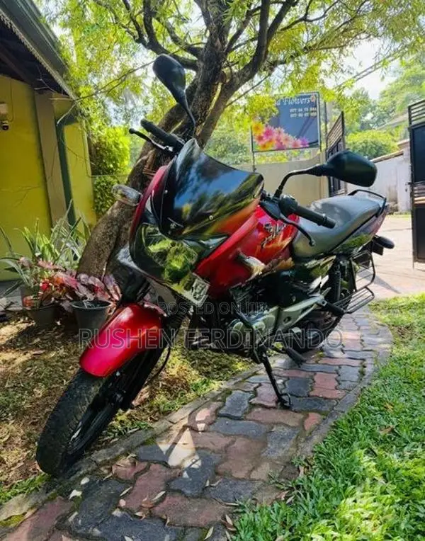 Bajaj Pulsar 150 2013