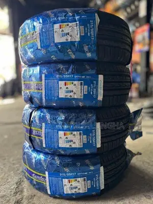 215/55R Comforser Tyre - VEZEL LEAF