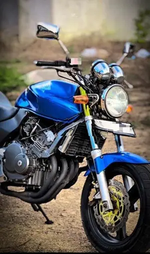 Honda Hornet 2005
