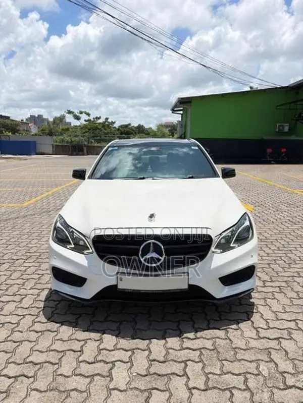 Mercedes Benz E300 AMG 2015