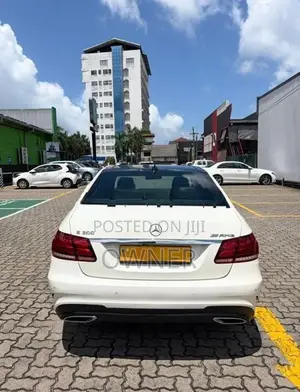 Mercedes Benz E300 AMG 2015