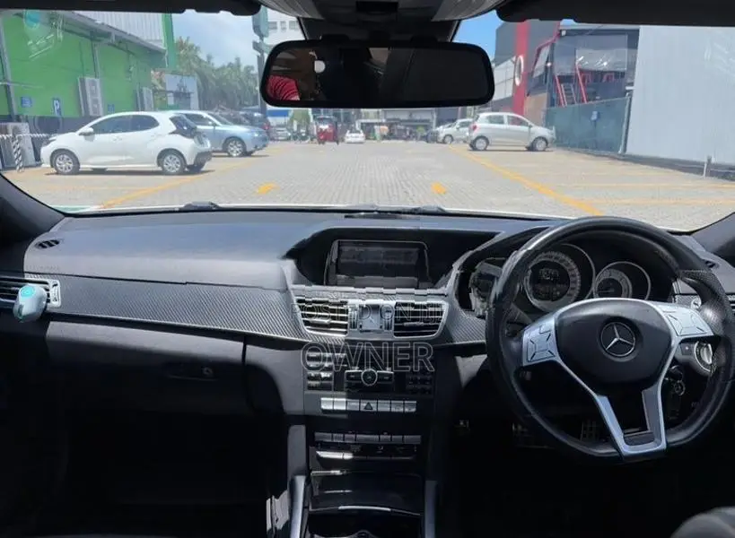 Mercedes Benz E300 AMG 2015