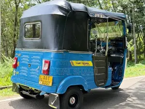 Bajaj RE 2014