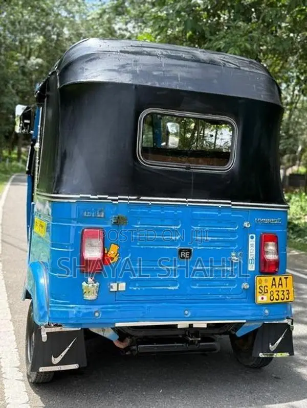 Bajaj RE 2014