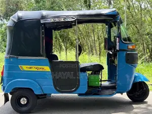 Bajaj RE 2014