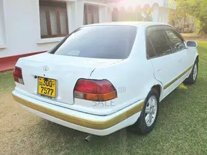 Toyota Corolla AE110 FULL OPTION 1996