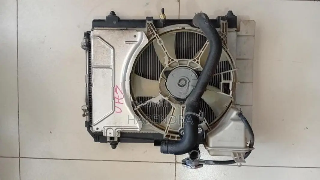 Toyota Vitz KSP90 Radiator