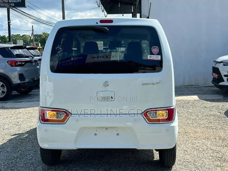 Suzuki Wagon R ZL 2026