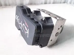 Toyota Vitz KSP130 ABS Unit